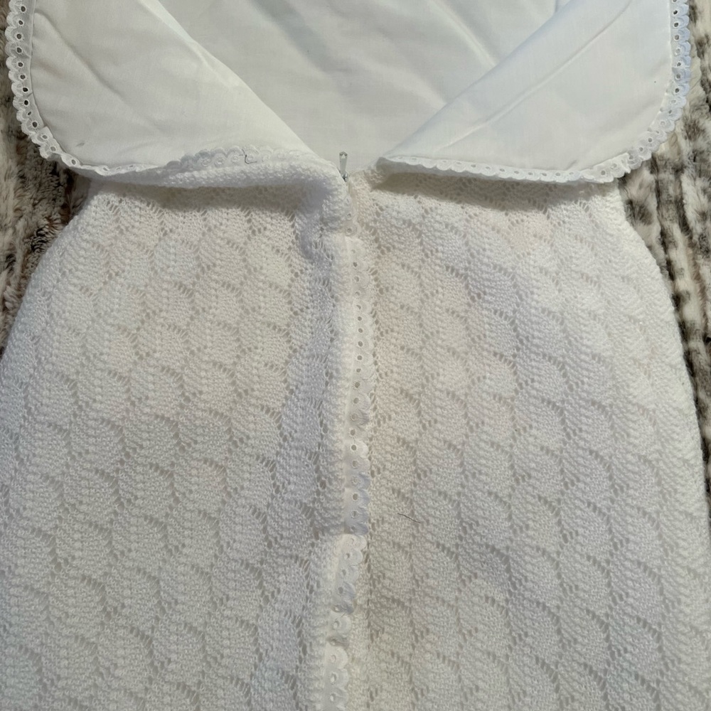 White cradle set with hat